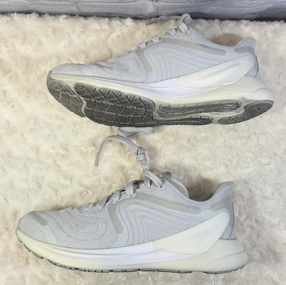 lululemon athletica Gray Athletic Shoes - Picture 4 of 8